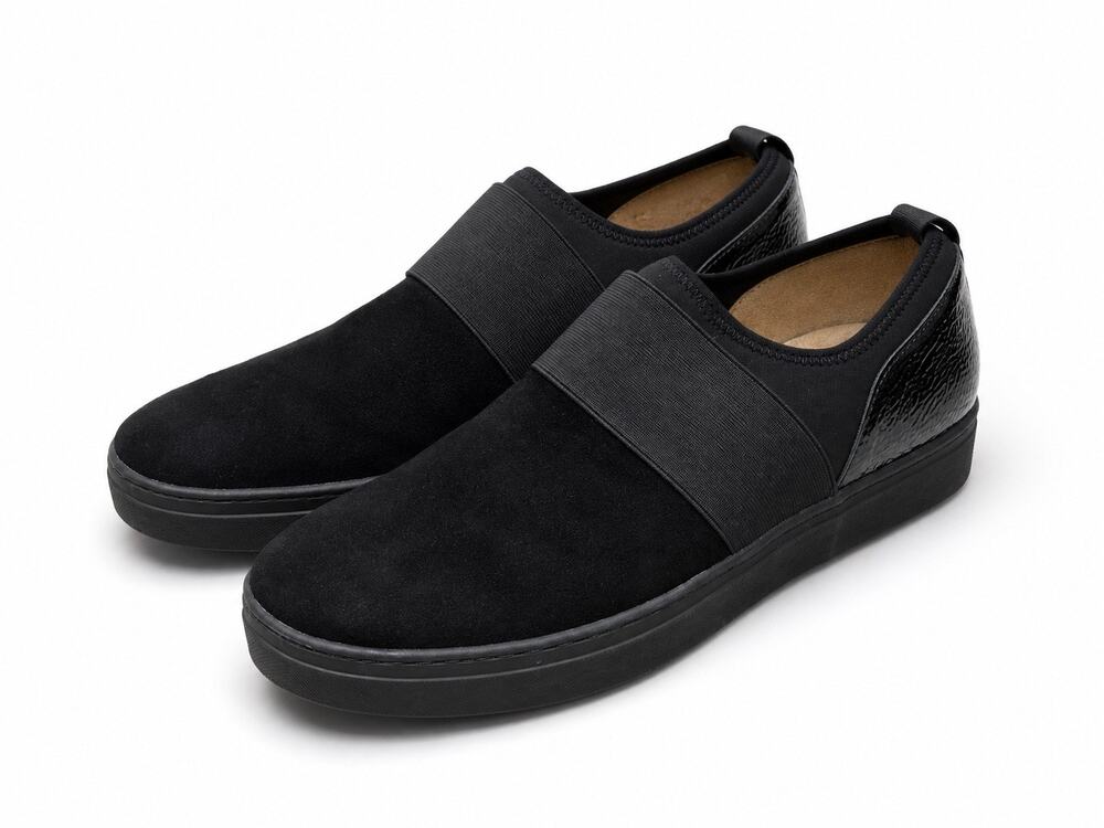 NATURALIZER Cassey Black Slip On Sneakers Suede Comfort Platform Shoes Size 10